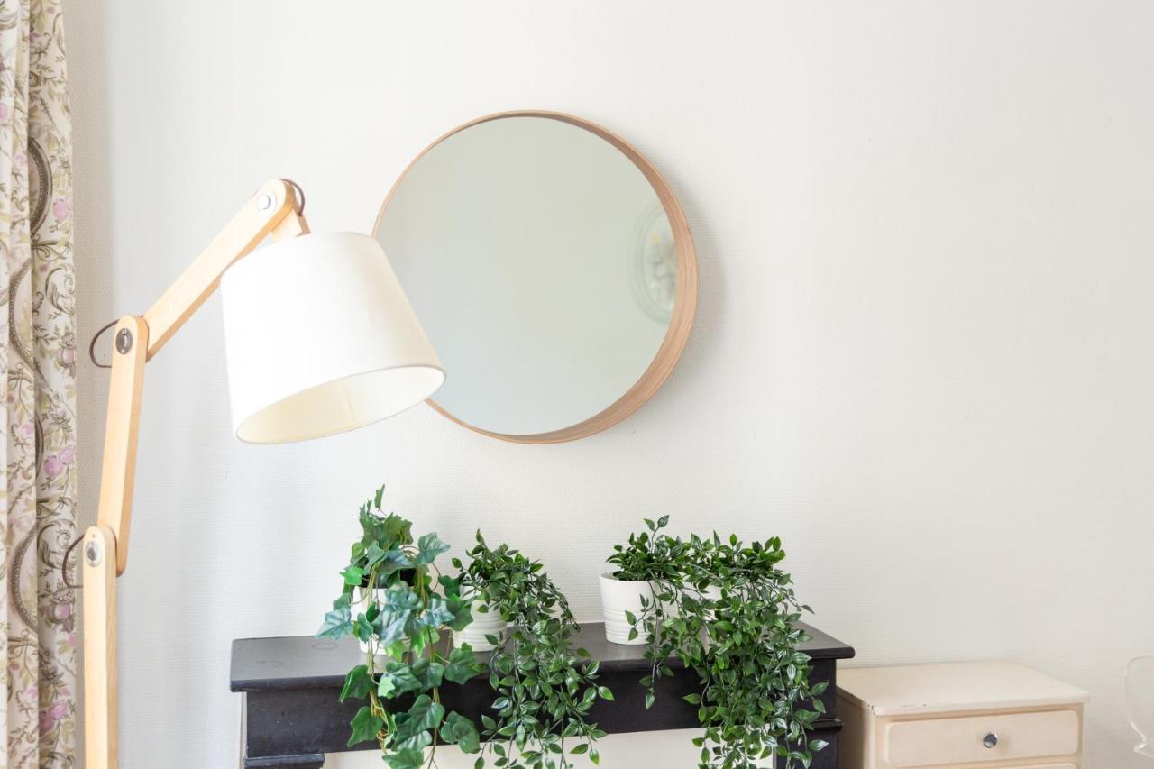 Appartement Cosy Chaleureux Proche Paris - Defense Suresnes Exterior foto